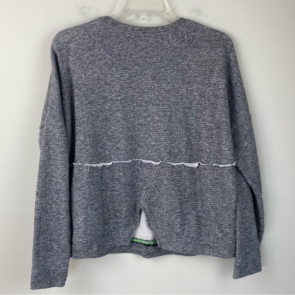 Free People Beach gray cropped sweatshirt top size XS/S